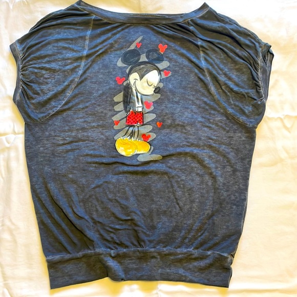 Disney shirt - Picture 1 of 10